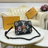 Louis Vuitton Crafty Pochette Metis Black