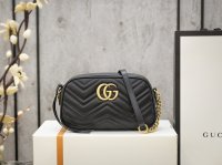 GG MARMONT SMALL MATELASSÉ SHOULDER BAG