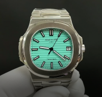 Patek Philippe Nautilus 5712 Multi-function Watch