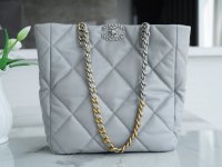 CHANEL HANDBAG light gray silver