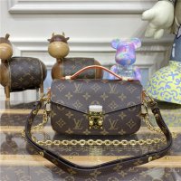 Louis Vuitton Pochette Metis East West