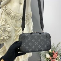 Louis Vuitton Horizon Clutch