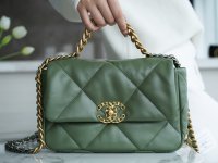 CHANEL 19 HANDBAG