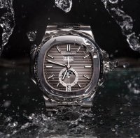 Patek Philippe Elegant Sports Nautilus Series (Parrot Fish) 5726 Annual Calendar Watch