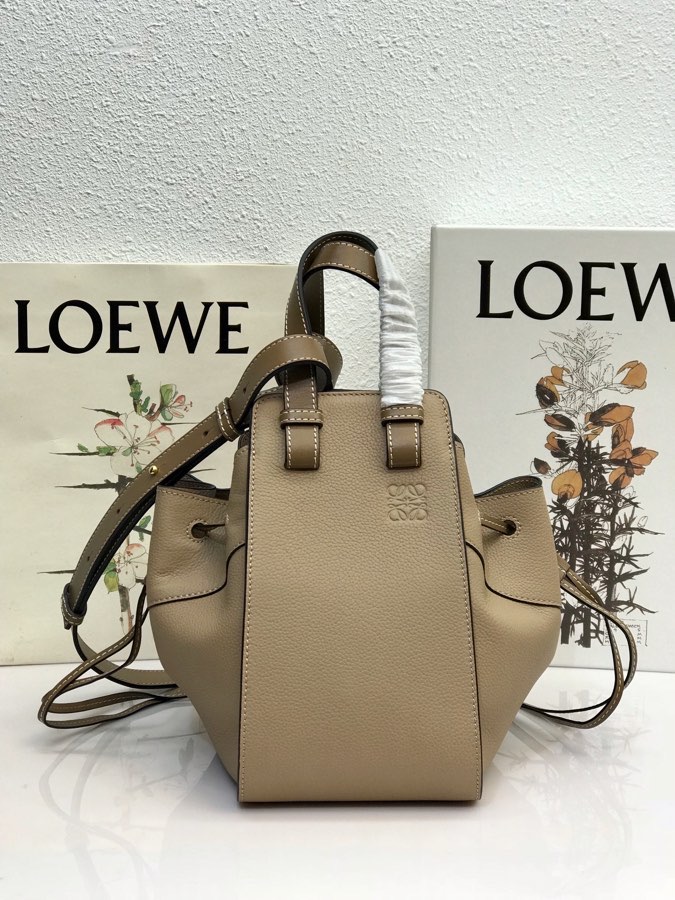 LOEWE HANDBAG HAMMOCK DW BAG Khaki