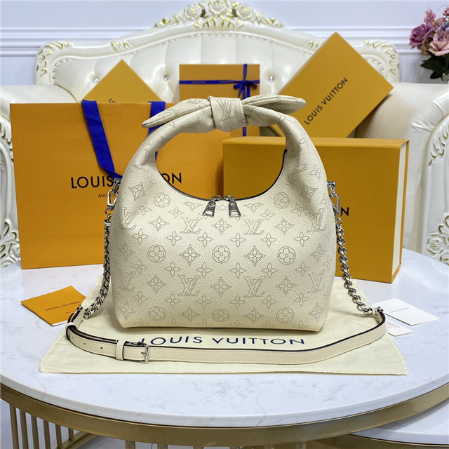 Louis Vuitton Why Knot PM Cream