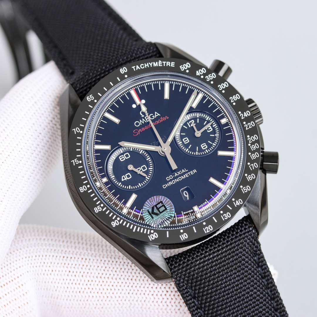 Omega Speedmaster Dark Side of the Moon Chronograph Mechanical Men’s Watch