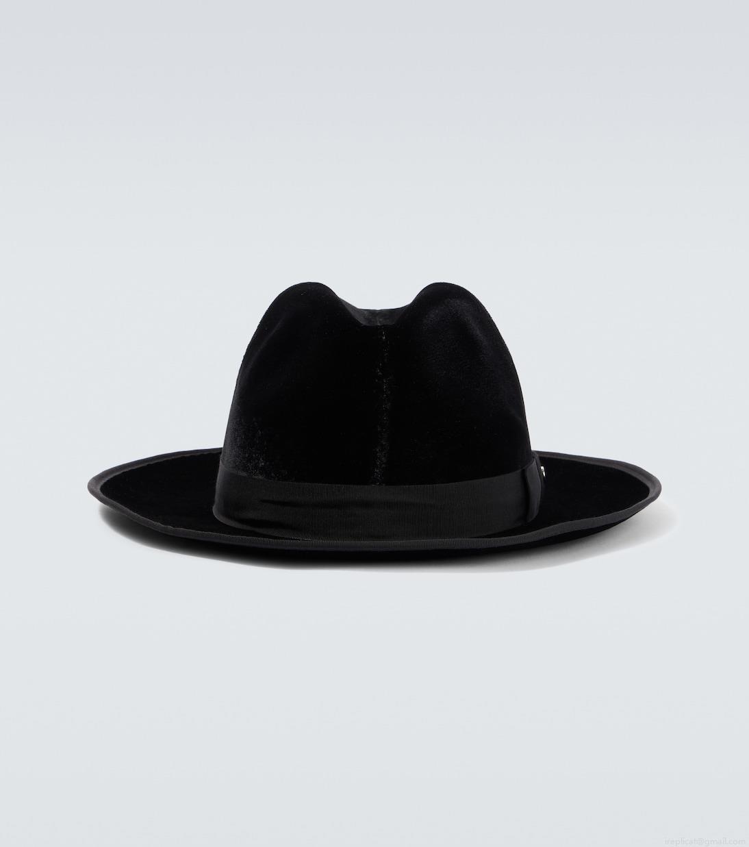 Giorgio ArmaniVelvet fedora hat