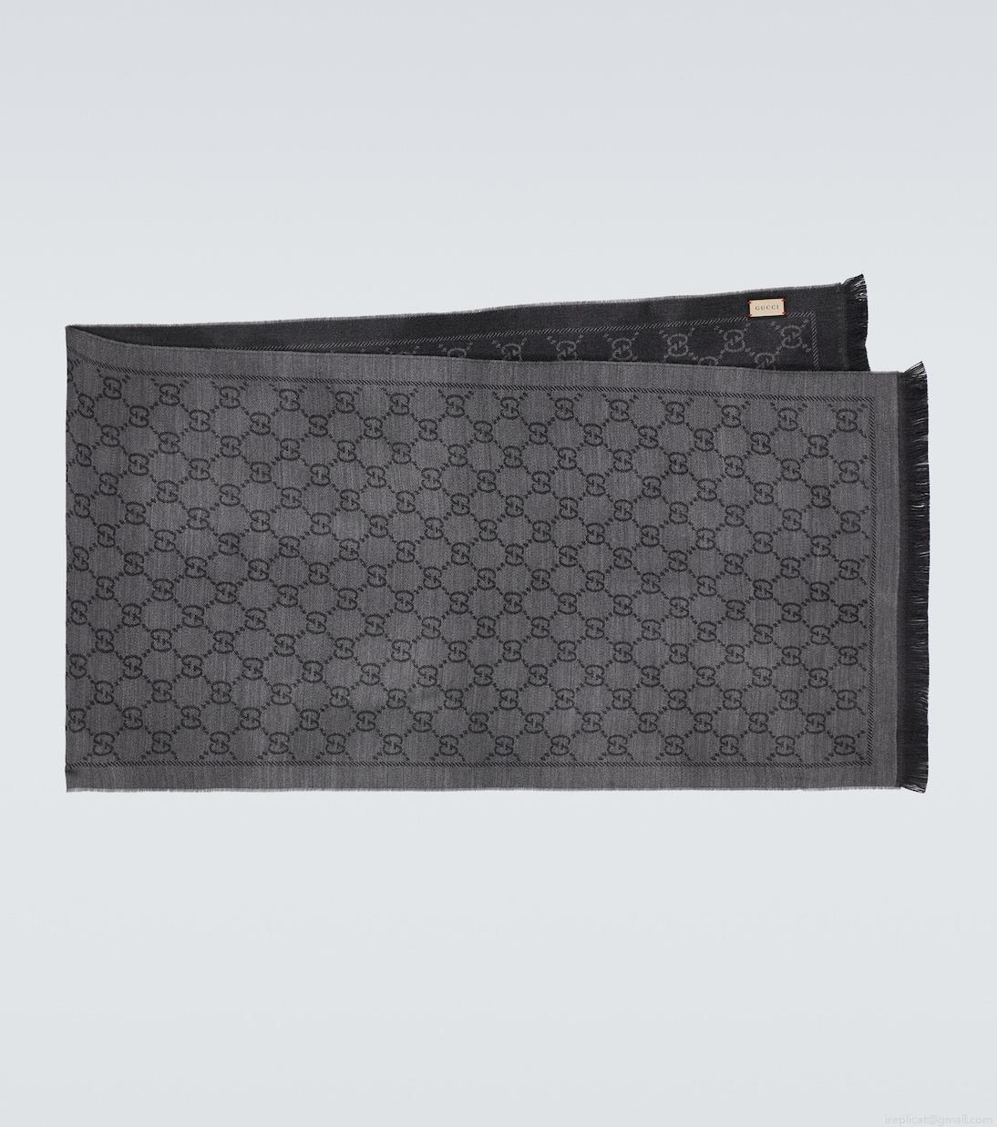 GucciGG wool jacquard scarf