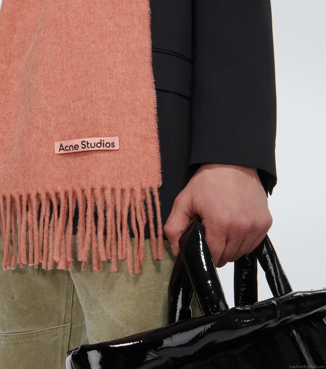 Acne StudiosWool scarf