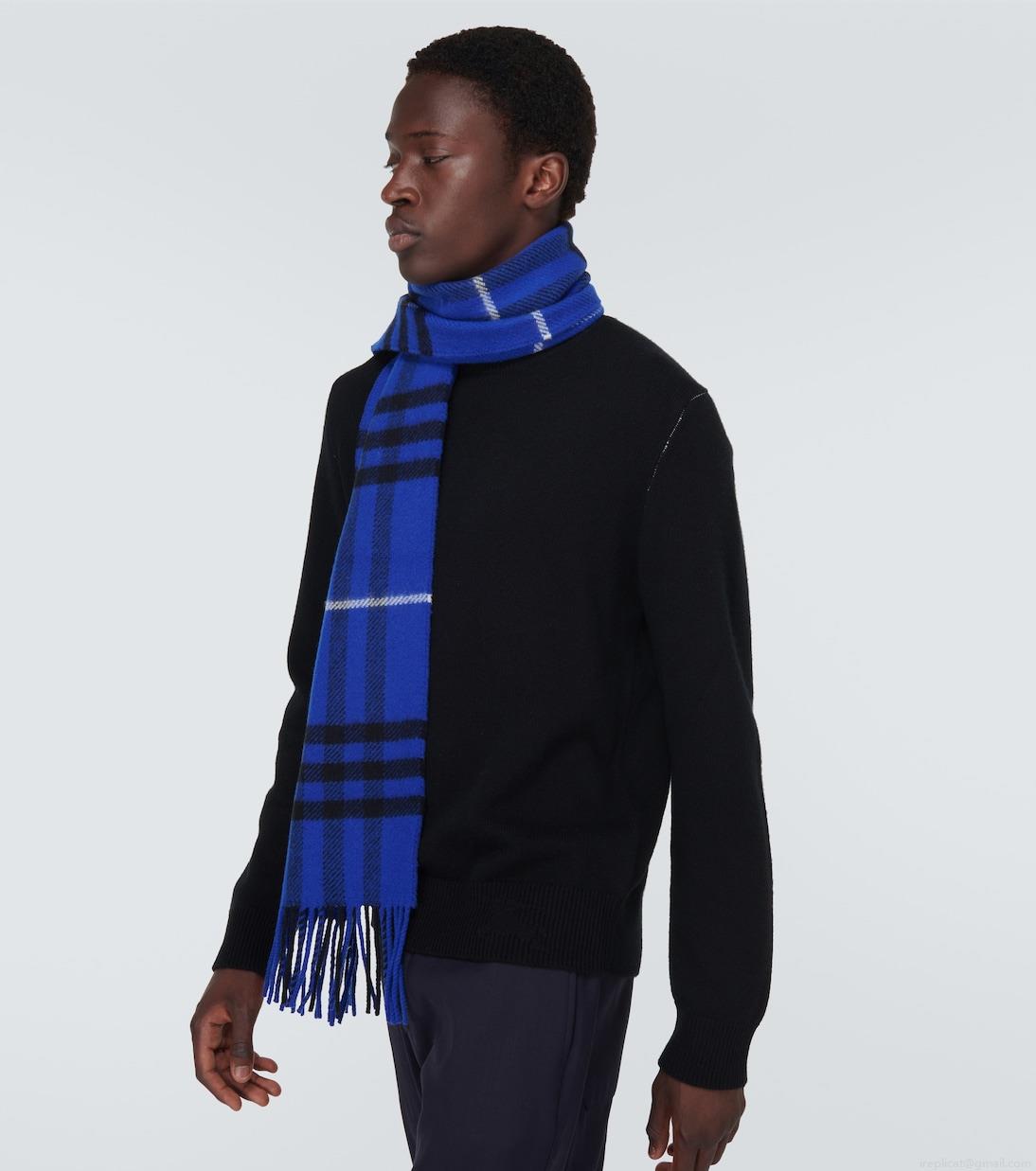 BurberryBurberry Check wool and cashmere scarf