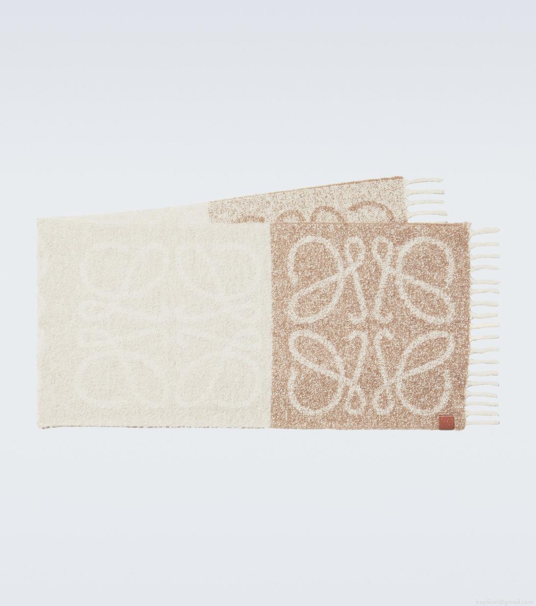 LoeweAnagram alpaca-blend bouclé scarf