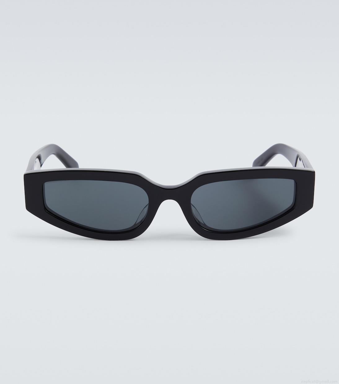 Celine EyewearTriomphe cat-eye sunglasses