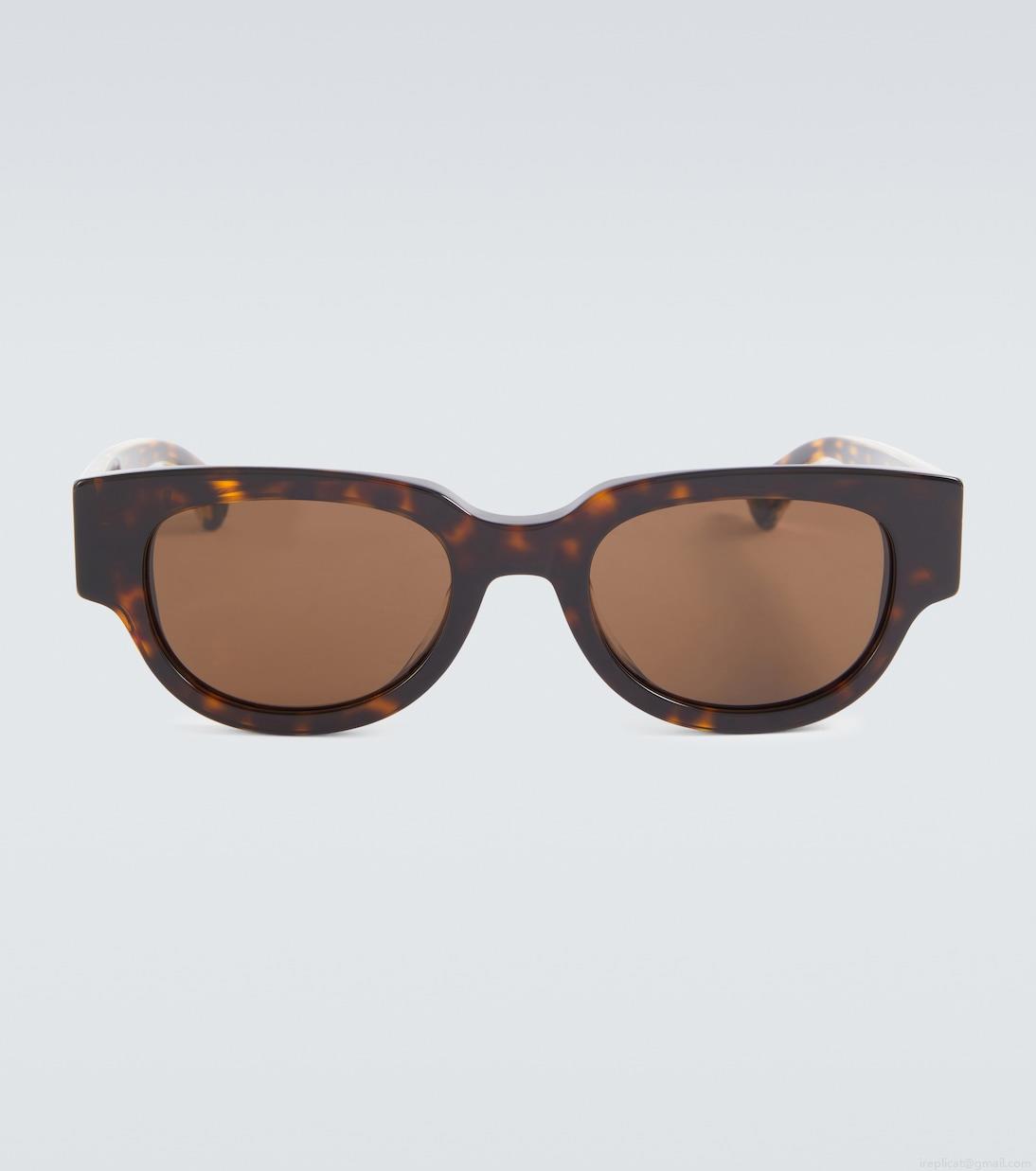 Bottega VenetaTortoiseshell oval sunglasses