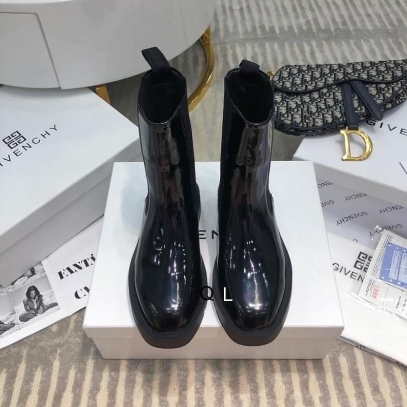 Givenchy short boots Woman Ts GIVENCHY 121109 sz35-40QL