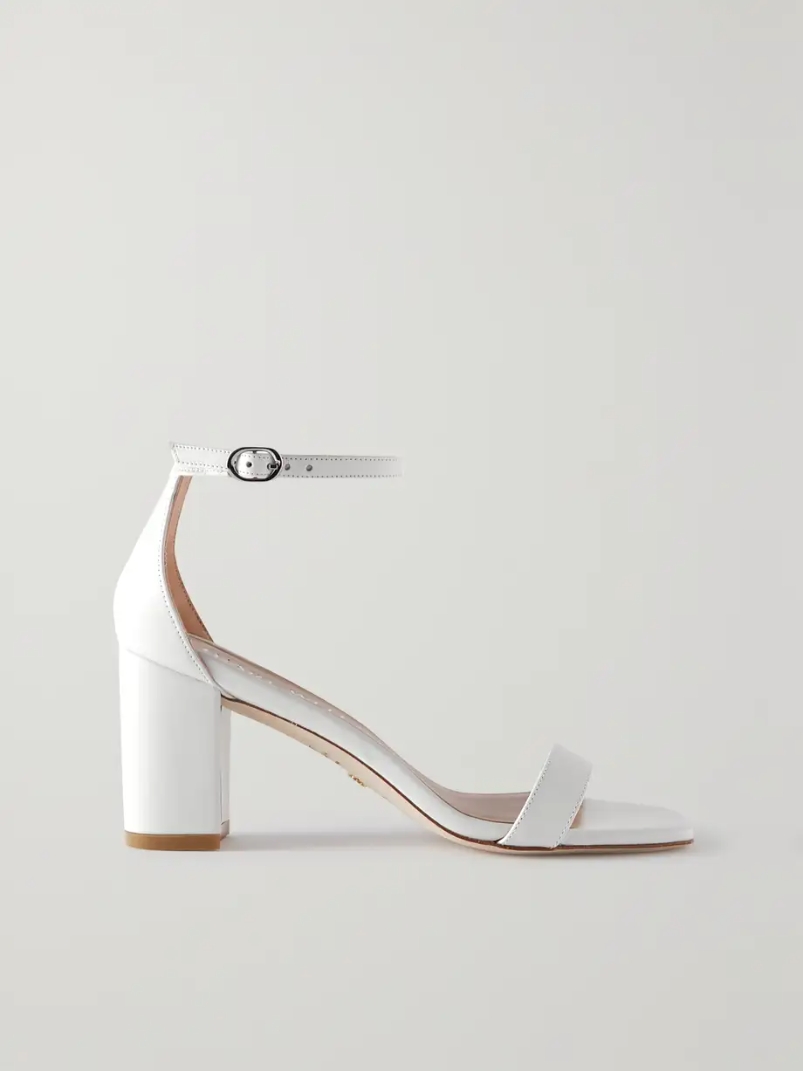 NudistCurve leather sandals