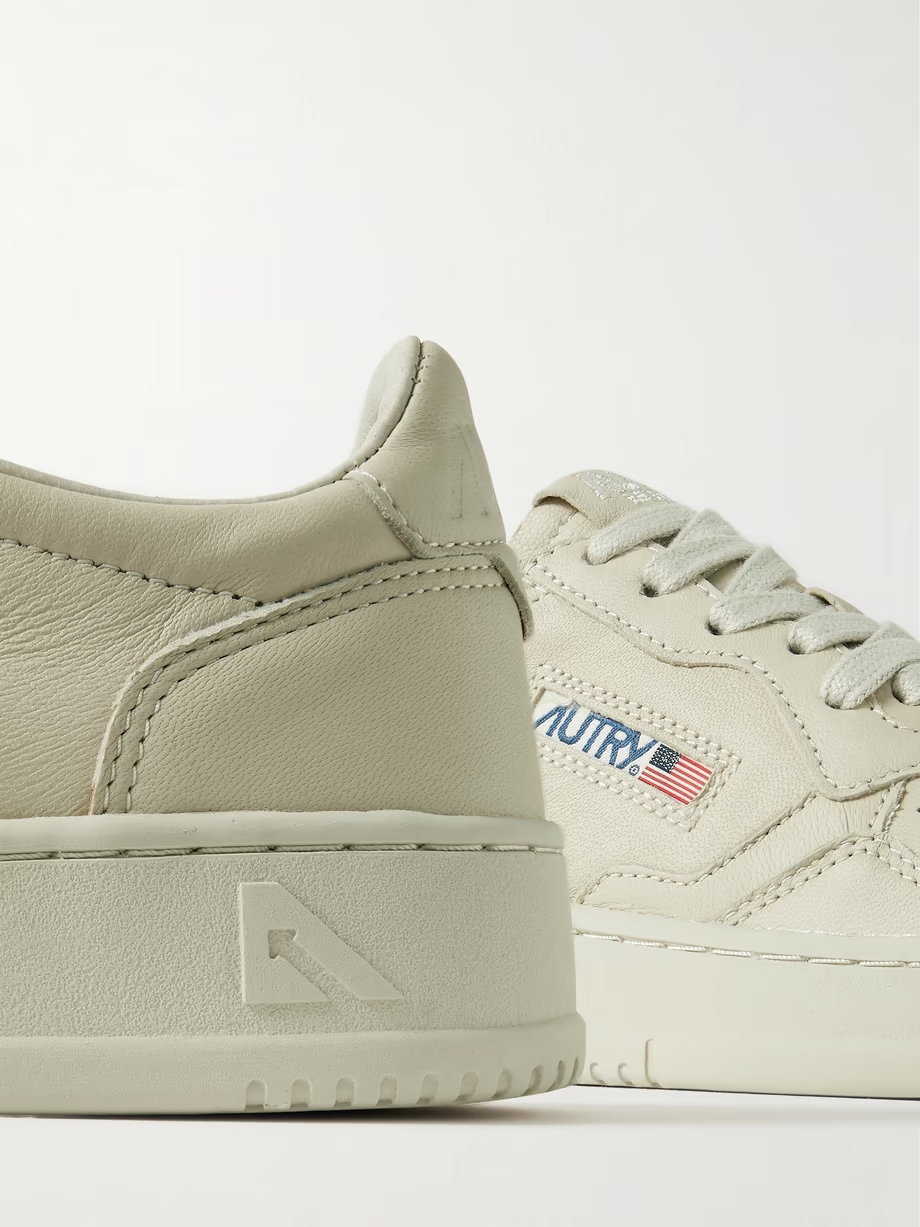 Medalist Low leather sneakers