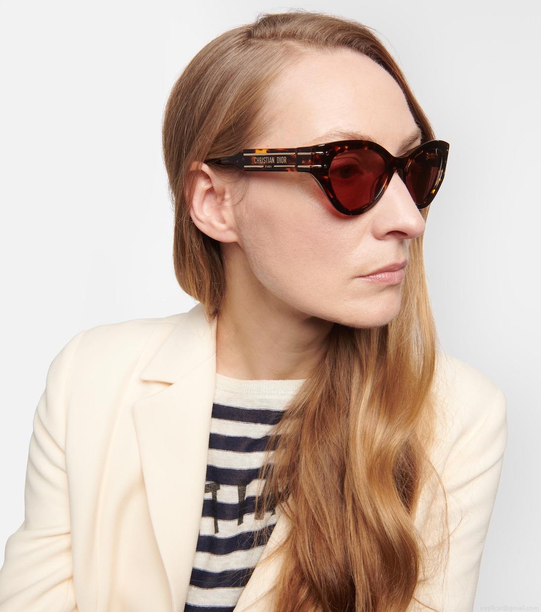 Dior EyewearDiorSignature B7I cat-eye sunglasses