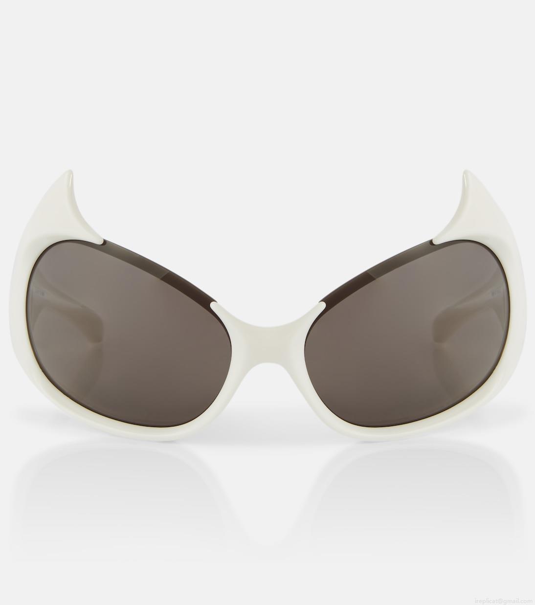 BalenciagaGotham Cat sunglasses